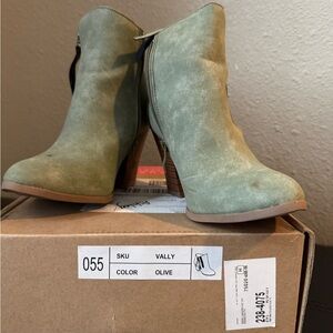Women's Olive Ankle Boots